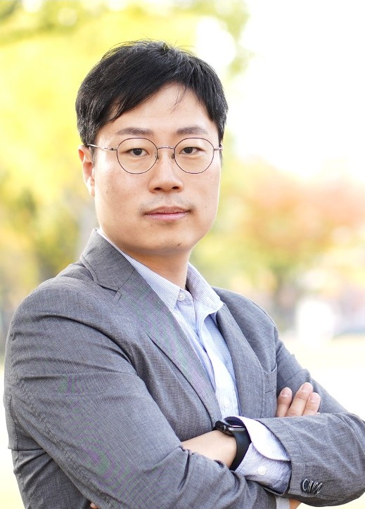 우충완